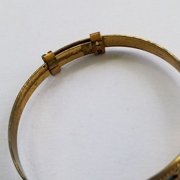 Relisted - Vintage tiny "Baby" bracelet word blue gold tone - Picture 9 of 14